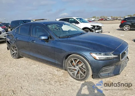 2020 Volvo S60 T5 Momentum from USA, damaged, VIN 7JR102FK7LG041909